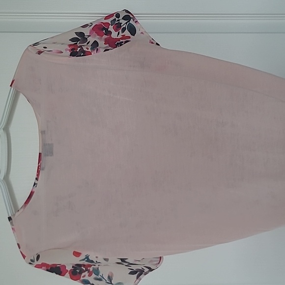 Floral blouse - Picture 2 of 4